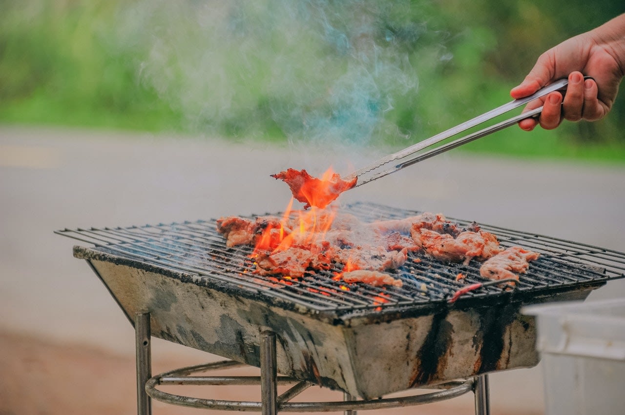 pexels-min-an-1171585(1) How To Build An Outdoor Fireplace Grill